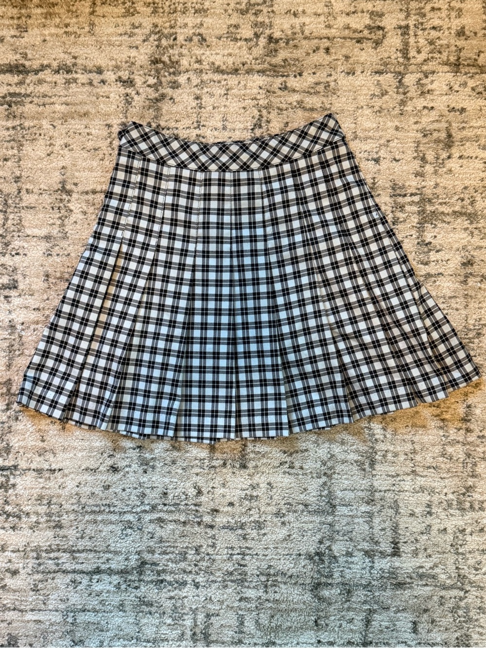 H&M Black and Light Blue Pleated Mini Skirt | 2